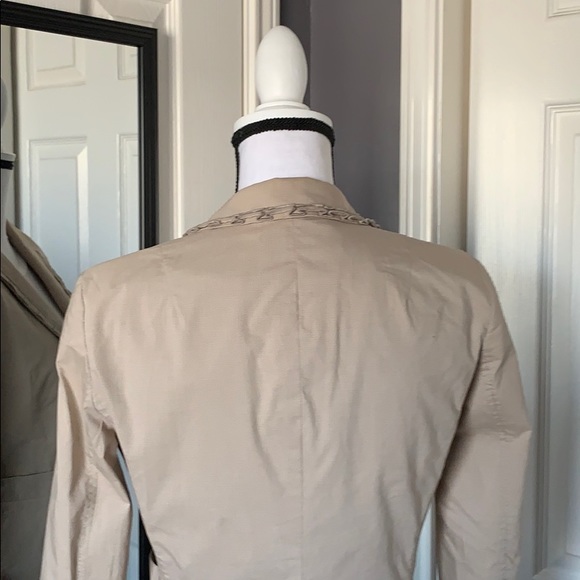 ⬇️REDUCED! Banana Republic beige blazer - Picture 5 of 7